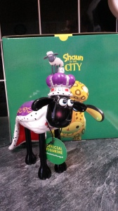 Happy & Glorious - Shaun the Sheep Figurine